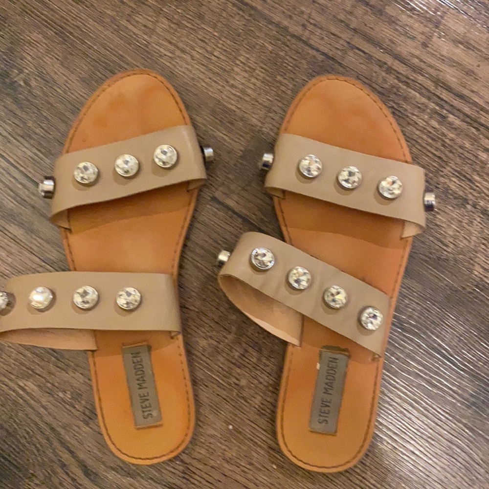 Steve Madden Jessie sandal. Size 7.5. - Picture 4 of 4